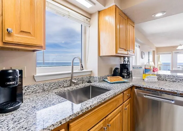 Apartment Boardwalk 781 By Youngs Suncoast